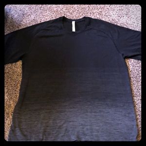 Never worn men’s xxl black and gray shirt
